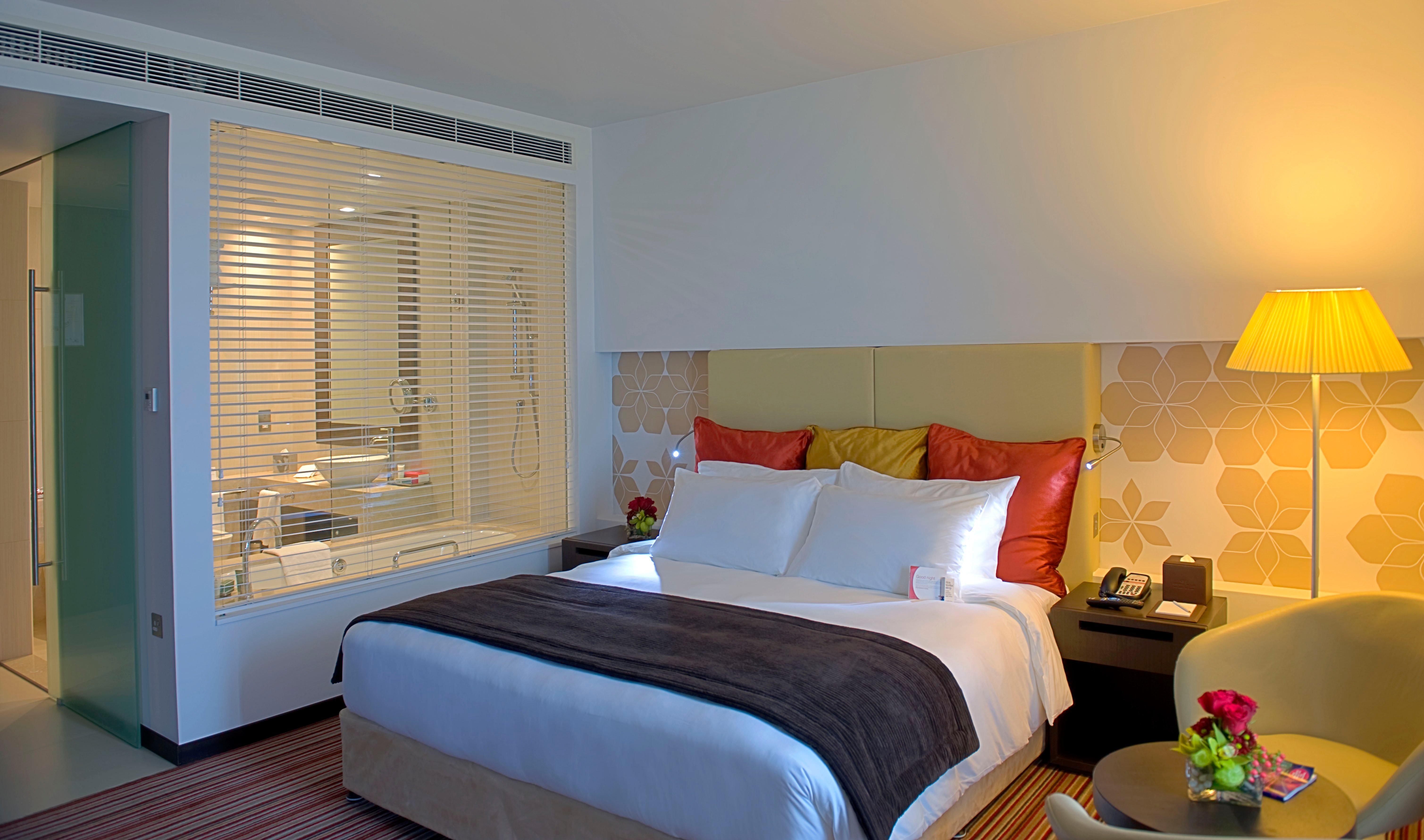 คราวน์ พลาซา อาบูดาบี ยาสไอส์แลนด์ Hotel ภายนอก รูปภาพ