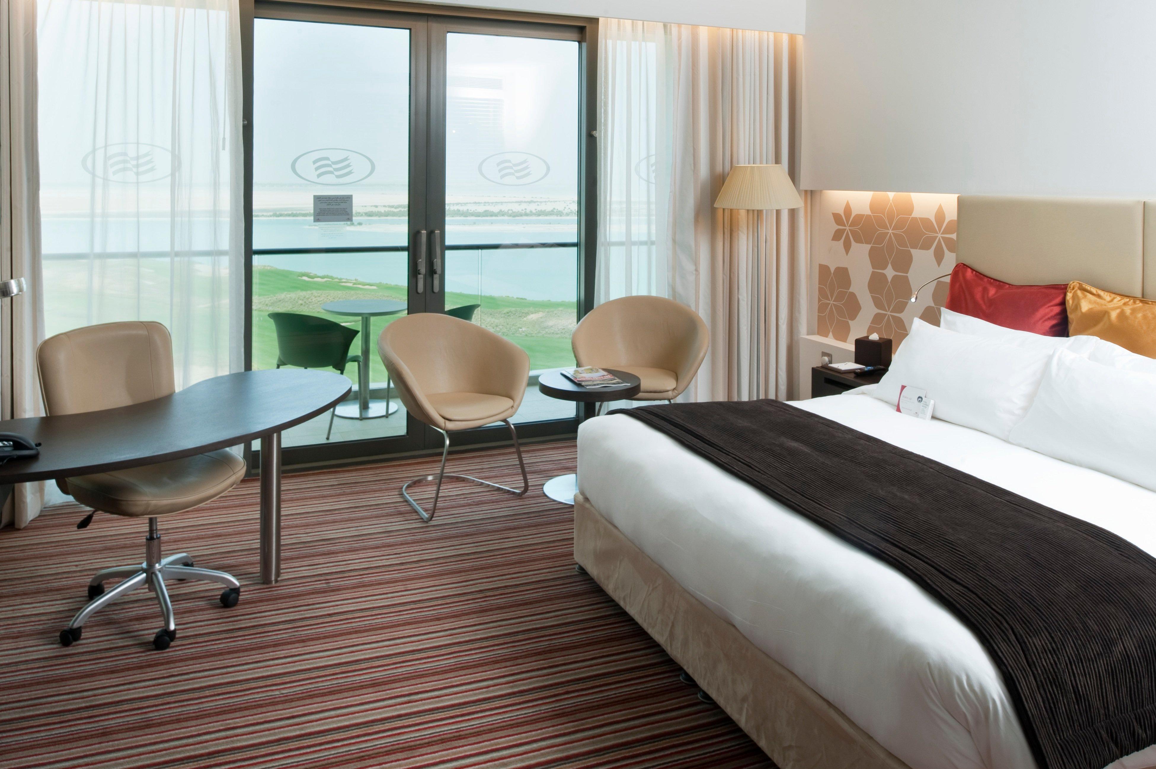 คราวน์ พลาซา อาบูดาบี ยาสไอส์แลนด์ Hotel ภายนอก รูปภาพ