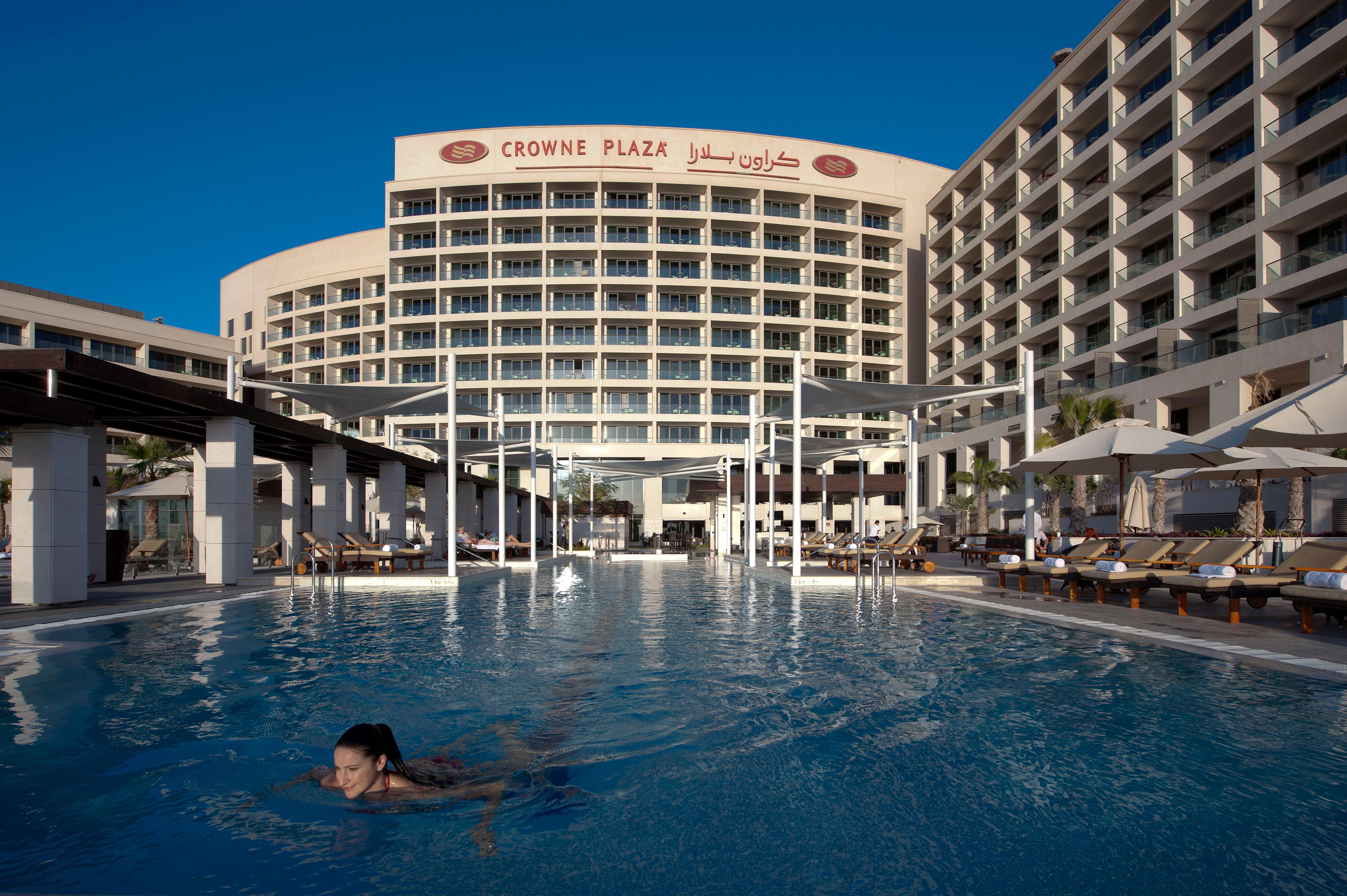 คราวน์ พลาซา อาบูดาบี ยาสไอส์แลนด์ Hotel ภายนอก รูปภาพ