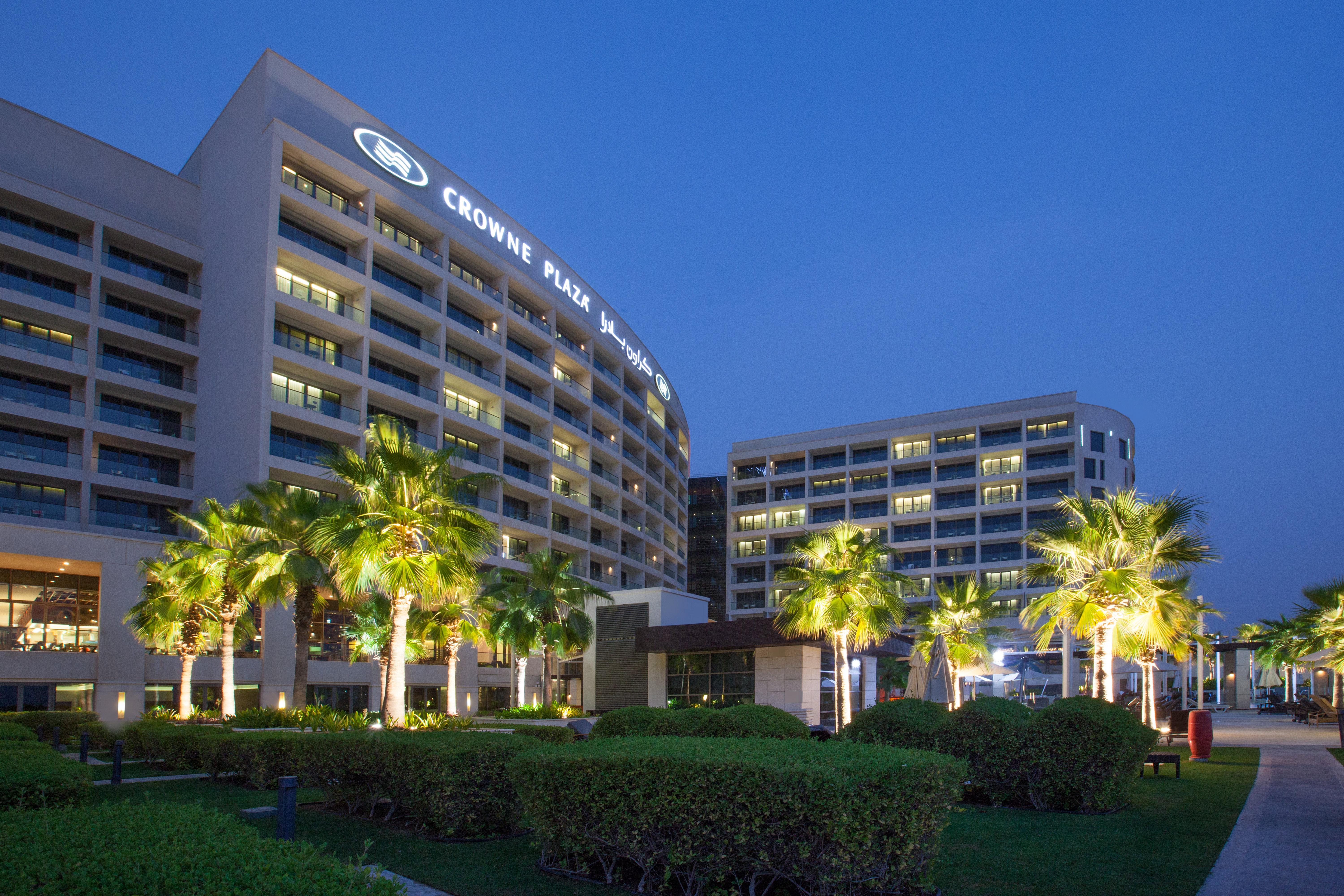 คราวน์ พลาซา อาบูดาบี ยาสไอส์แลนด์ Hotel ภายนอก รูปภาพ