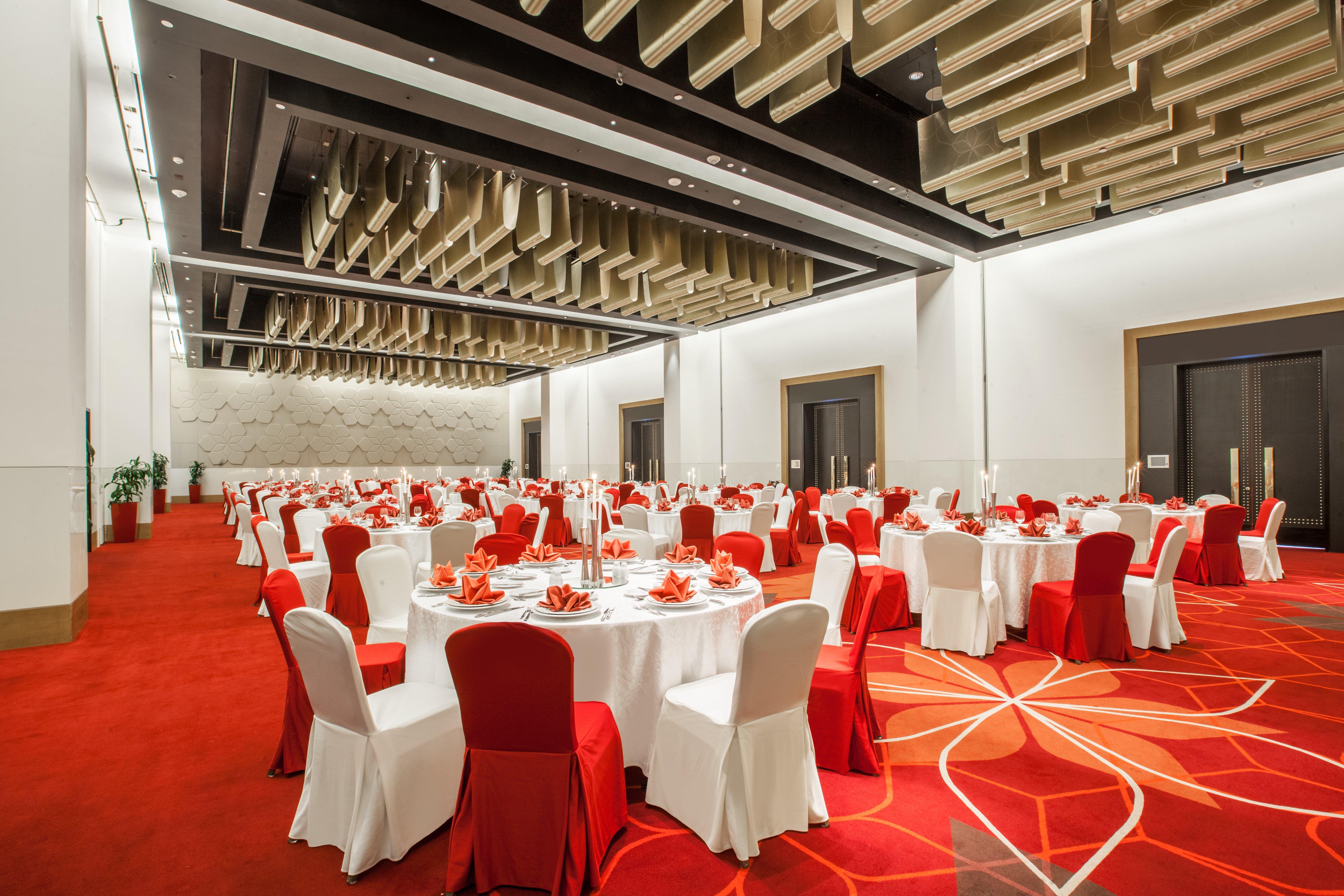 คราวน์ พลาซา อาบูดาบี ยาสไอส์แลนด์ Hotel ภายนอก รูปภาพ