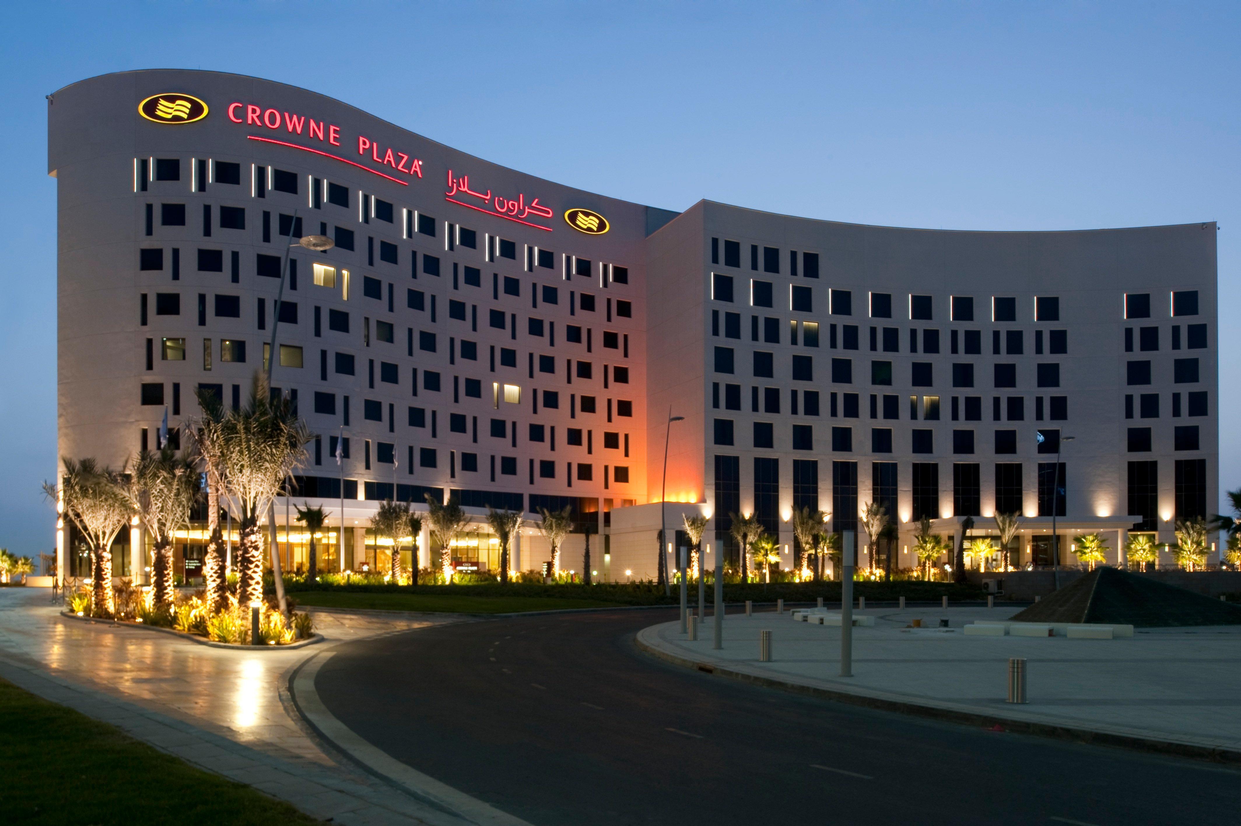 คราวน์ พลาซา อาบูดาบี ยาสไอส์แลนด์ Hotel ภายนอก รูปภาพ